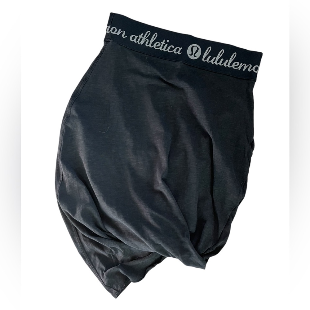 Lululemon black logo Skirt